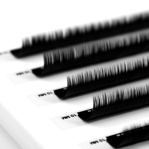 back view of a strip of satin silk 0.03mm lashes